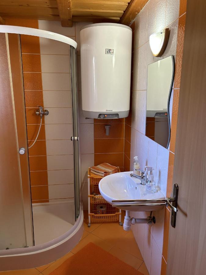 Privat Lenka Hotel Prosiek Exterior photo