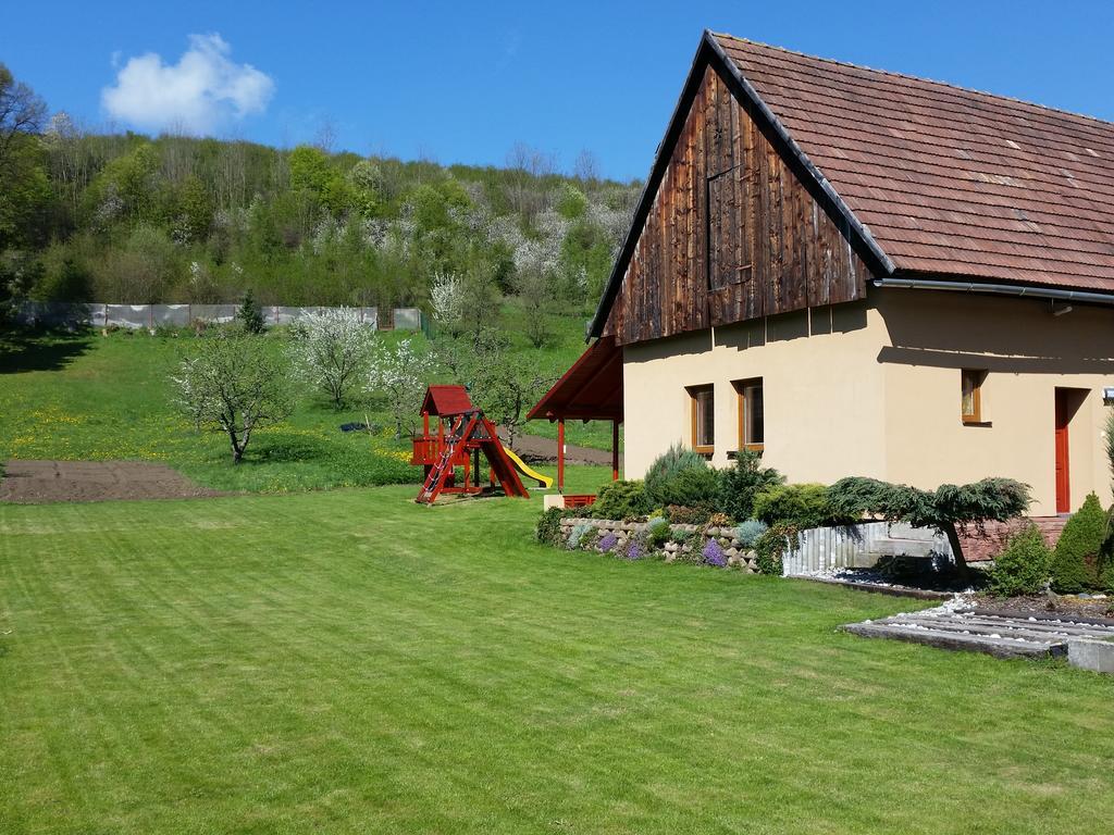 Privat Lenka Hotel Prosiek Exterior photo